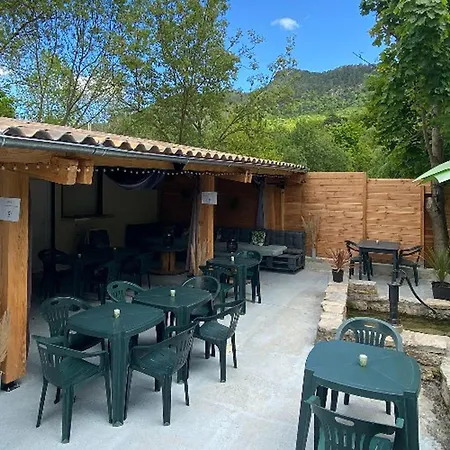 Campsite Pour 2 Avec Terrasse - Rampe D'acces - Api-1-52-922