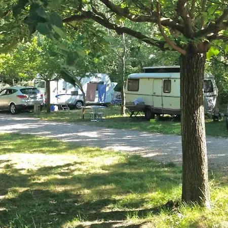 Pour 2 Avec Terrasse - Rampe D'acces - Api-1-52-922 Soubes